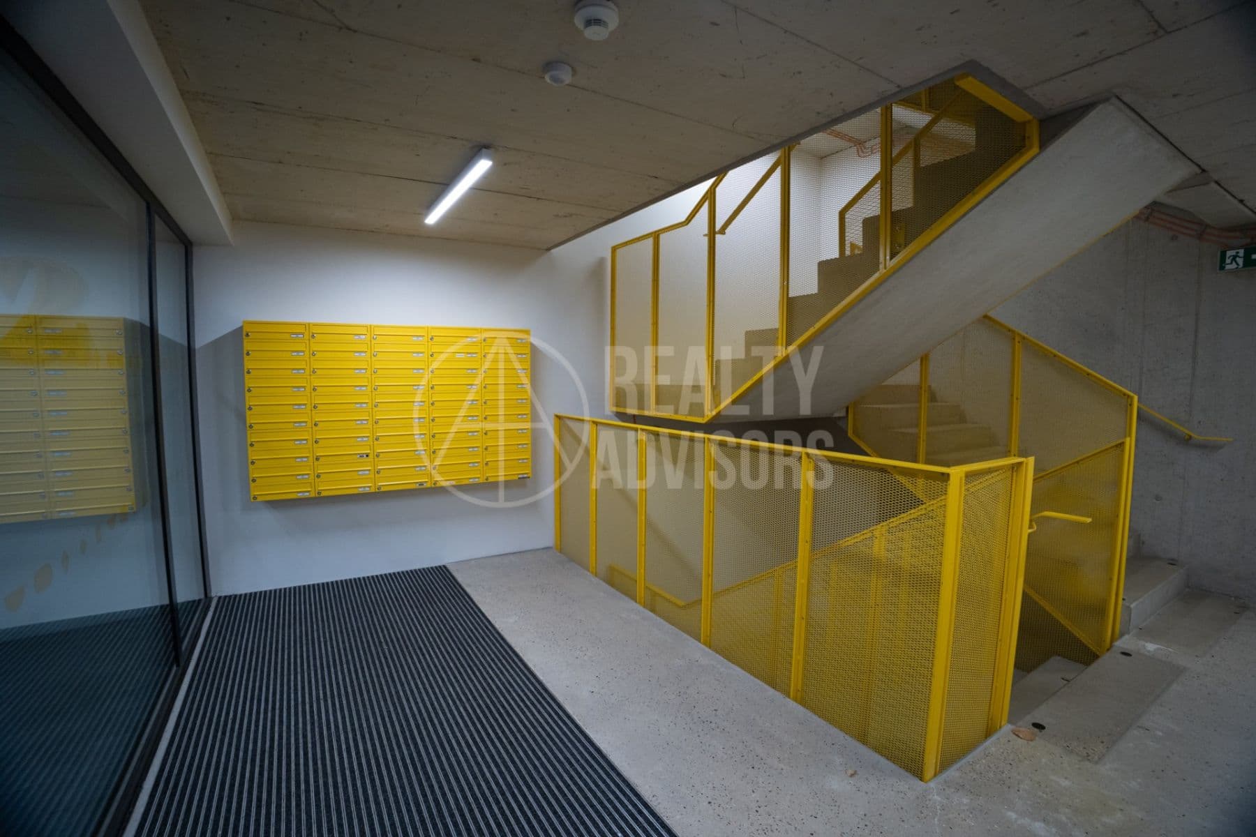 2 bedroom with open-plan kitchen flat for sale, 60 m², Československého exilu, Prague, Prague 2 bedroom with open-plan kitchen flat for sale, 60 m², Československého exilu, Prague, Prague