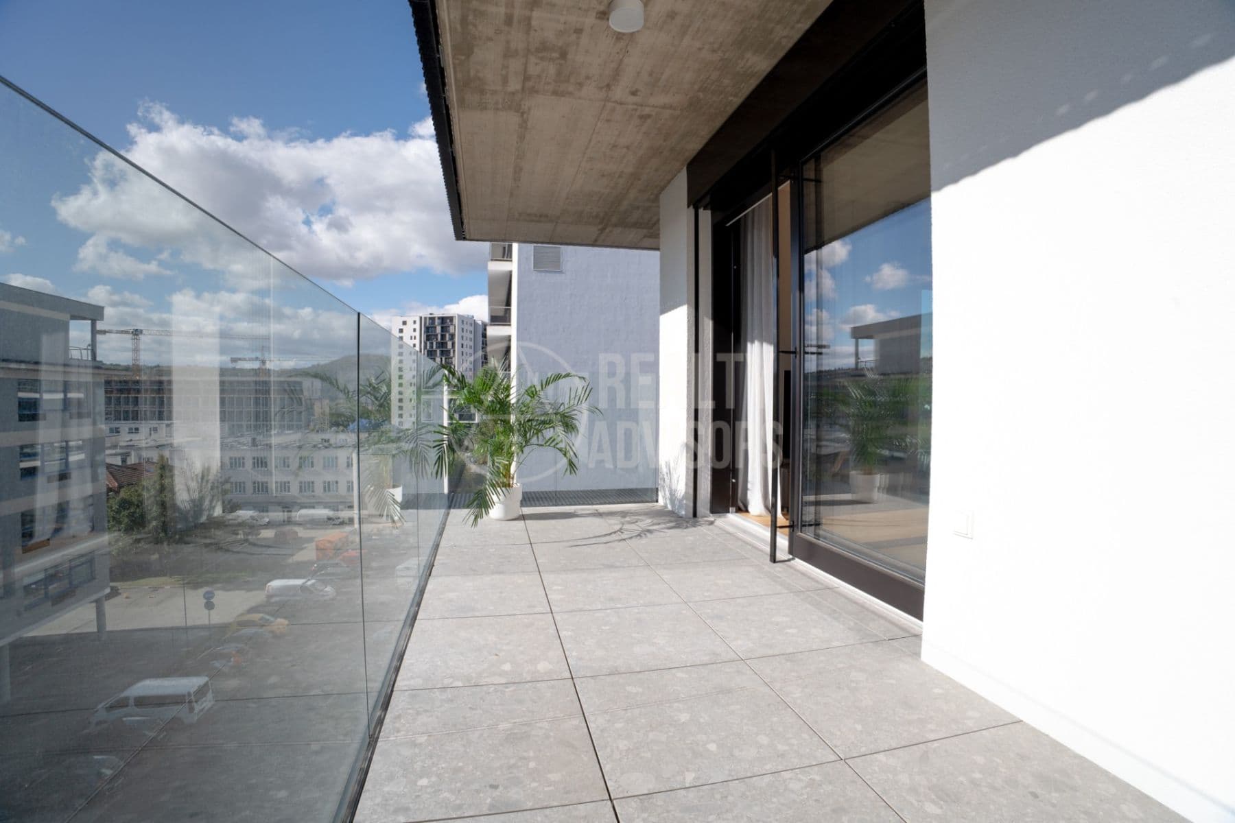 2 bedroom with open-plan kitchen flat for sale, 60 m², Československého exilu, Prague, Prague 2 bedroom with open-plan kitchen flat for sale, 60 m², Československého exilu, Prague, Prague