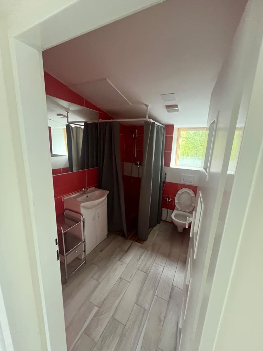 2 bedroom with open-plan kitchen flat to rent, 80 m², Na Baních, Prague, Prague 2 bedroom with open-plan kitchen flat to rent, 80 m², Na Baních, Prague, Prague