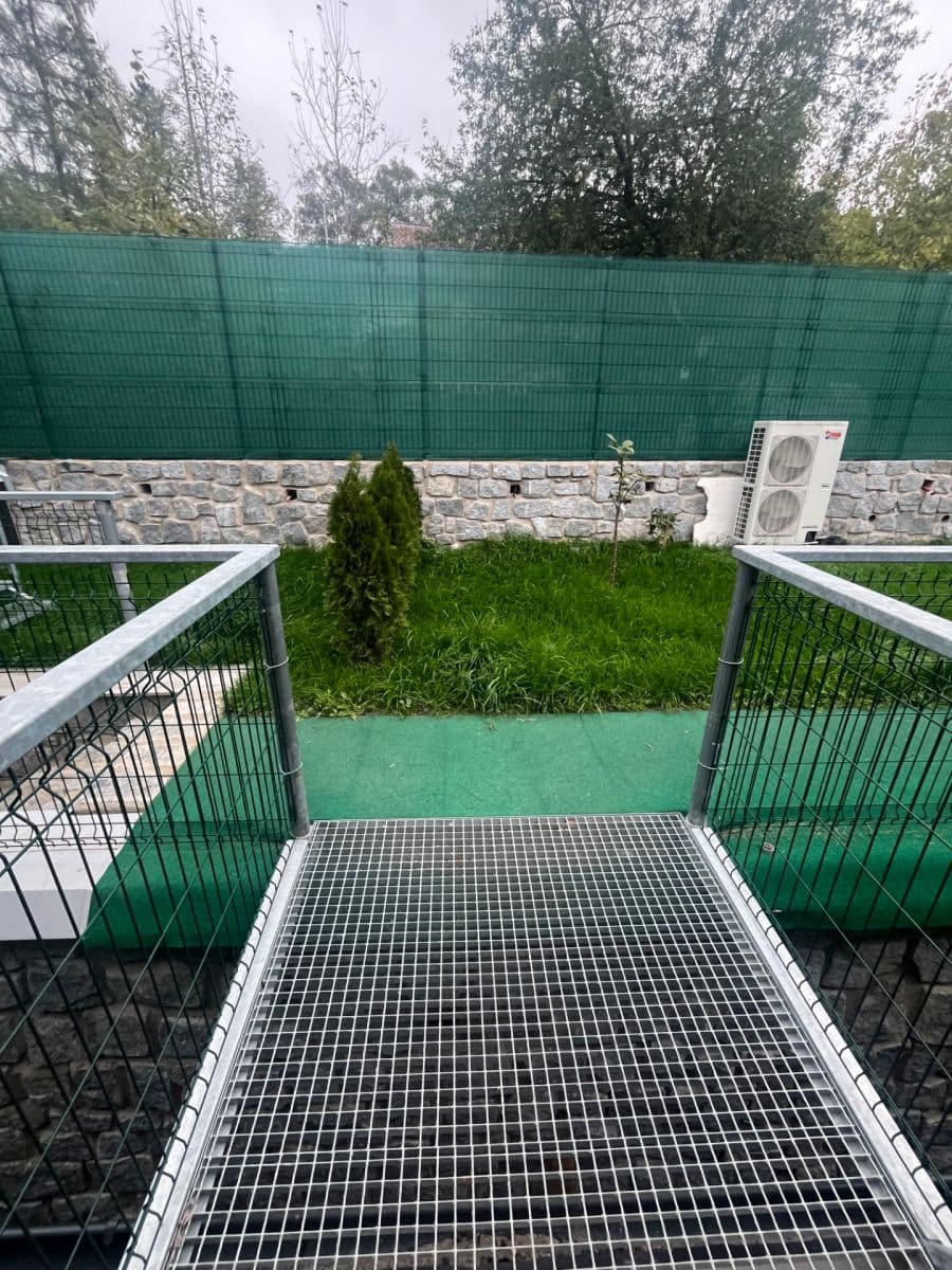 2 bedroom with open-plan kitchen flat to rent, 80 m², Na Baních, Prague, Prague 2 bedroom with open-plan kitchen flat to rent, 80 m², Na Baních, Prague, Prague