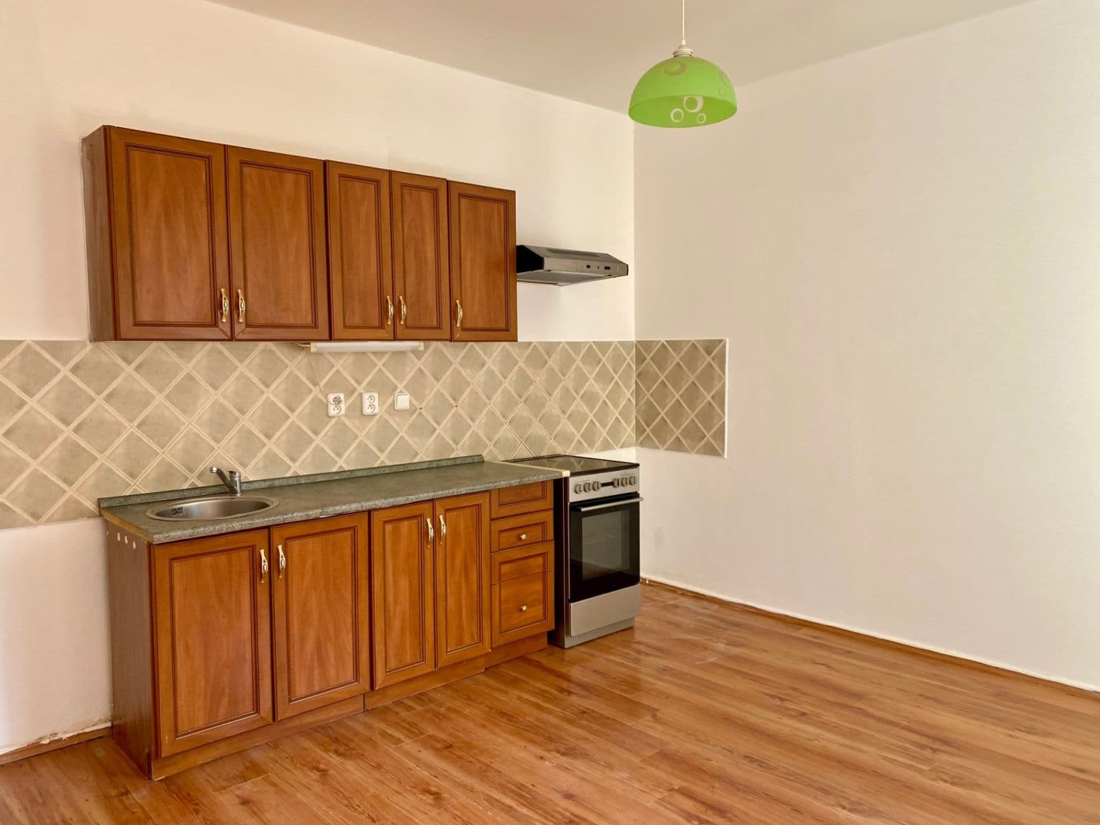 1 bedroom with open-plan kitchen flat for sale, 60 m², Rakouská, Milovice, Středočeský Region 1 bedroom with open-plan kitchen flat for sale, 60 m², Rakouská, Milovice, Středočeský Region