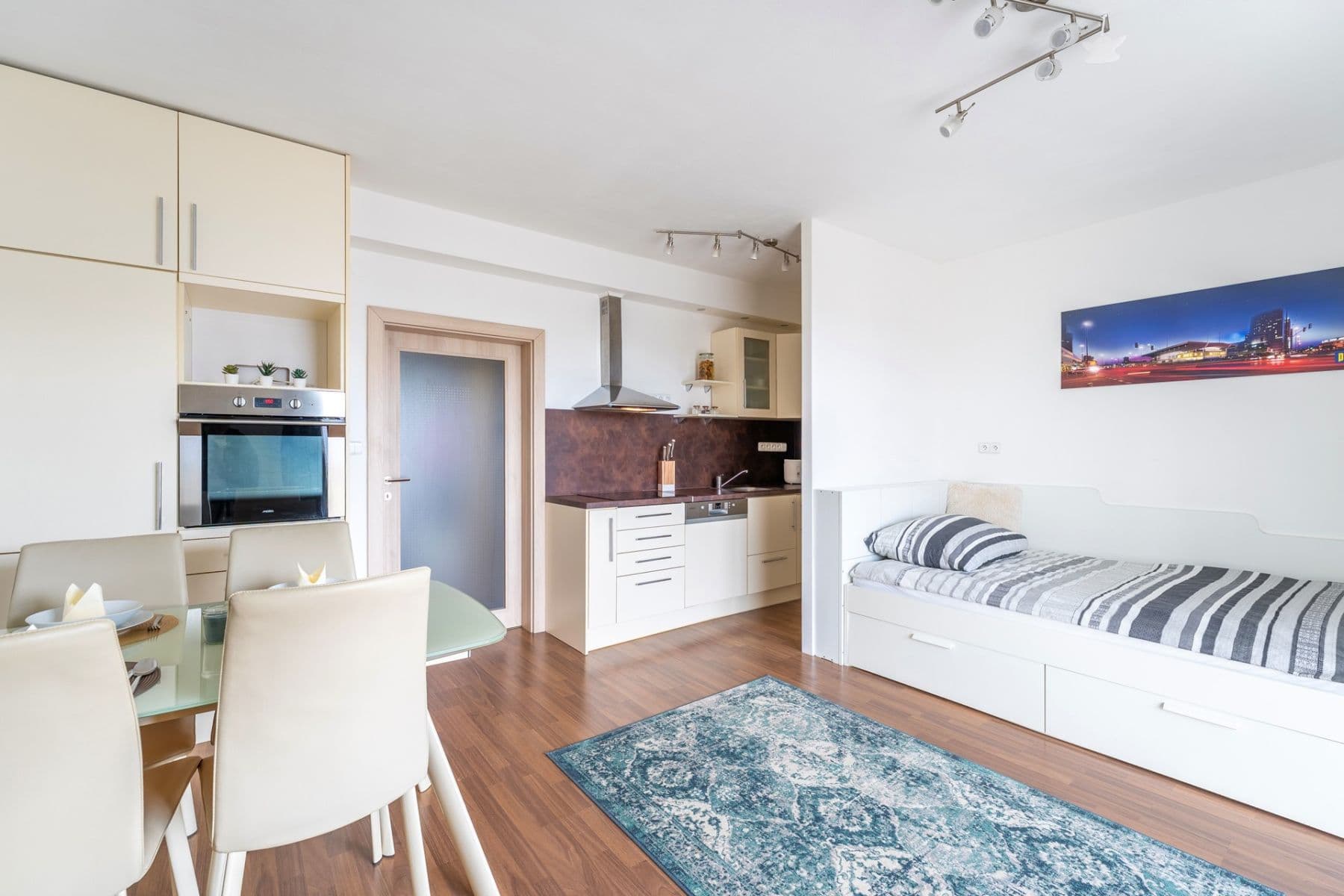 Studio flat for sale, 37 m², Holubice, Jihomoravský Region Studio flat for sale, 37 m², Holubice, Jihomoravský Region