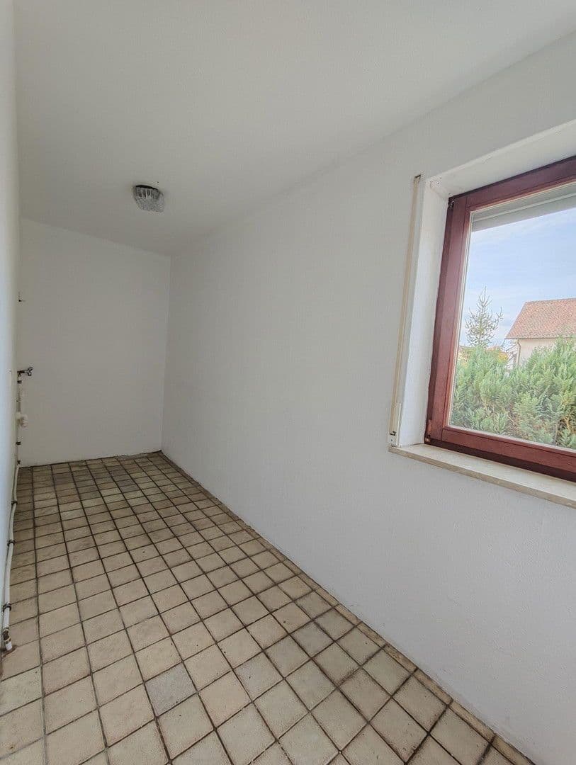 6 bedroom flat to rent, 162 m², Hirschaid, Bavaria 6 bedroom flat to rent, 162 m², Hirschaid, Bavaria