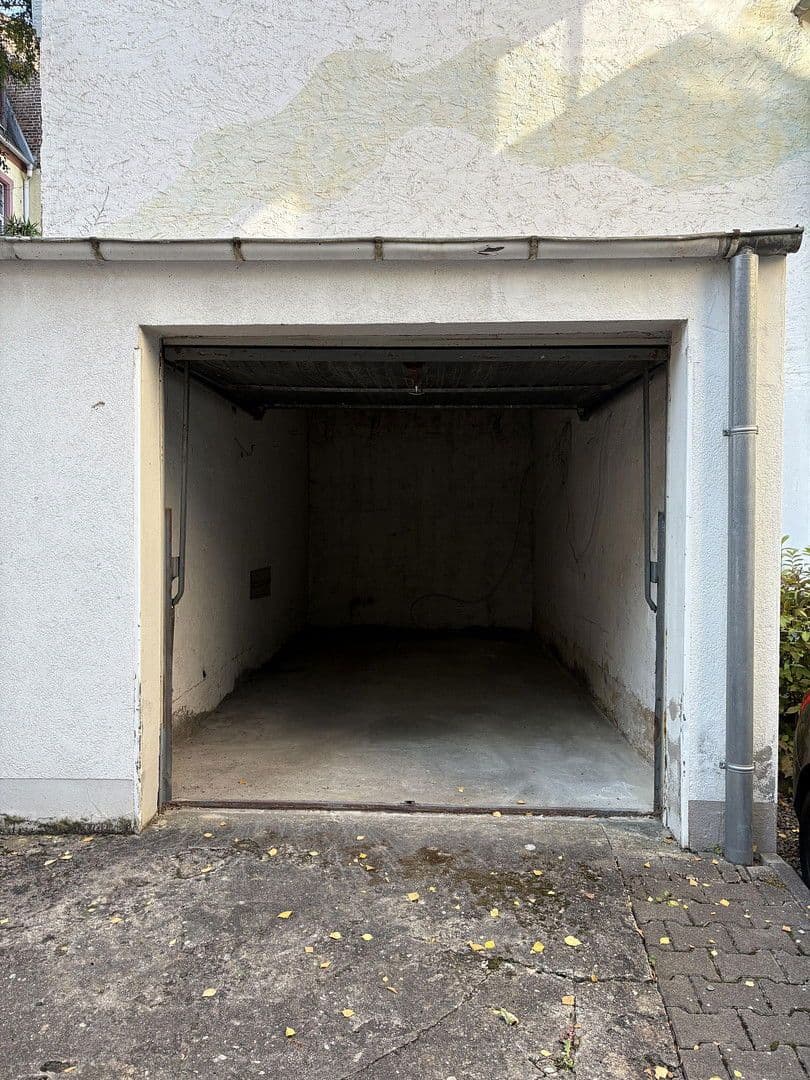 garage to rent, 14 m², Nordendstrasse 18, Innenhof, Frankfurt am Main, Hesse garage to rent, 14 m², Nordendstrasse 18, Innenhof, Frankfurt am Main, Hesse