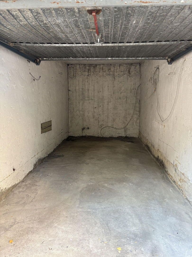 garage to rent, 14 m², Nordendstrasse 18, Innenhof, Frankfurt am Main, Hesse garage to rent, 14 m², Nordendstrasse 18, Innenhof, Frankfurt am Main, Hesse