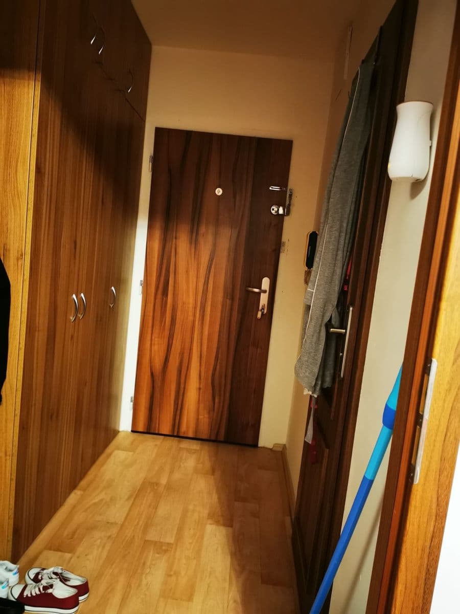 Studio flat to rent, 32 m², Vondroušova, Prague, Prague Studio flat to rent, 32 m², Vondroušova, Prague, Prague
