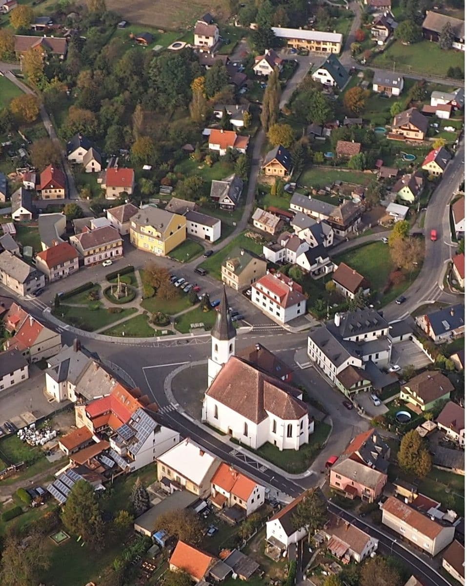 house to rent, 105 m², Svatovítské náměstí, Osečná, Liberecký Region house to rent, 105 m², Svatovítské náměstí, Osečná, Liberecký Region