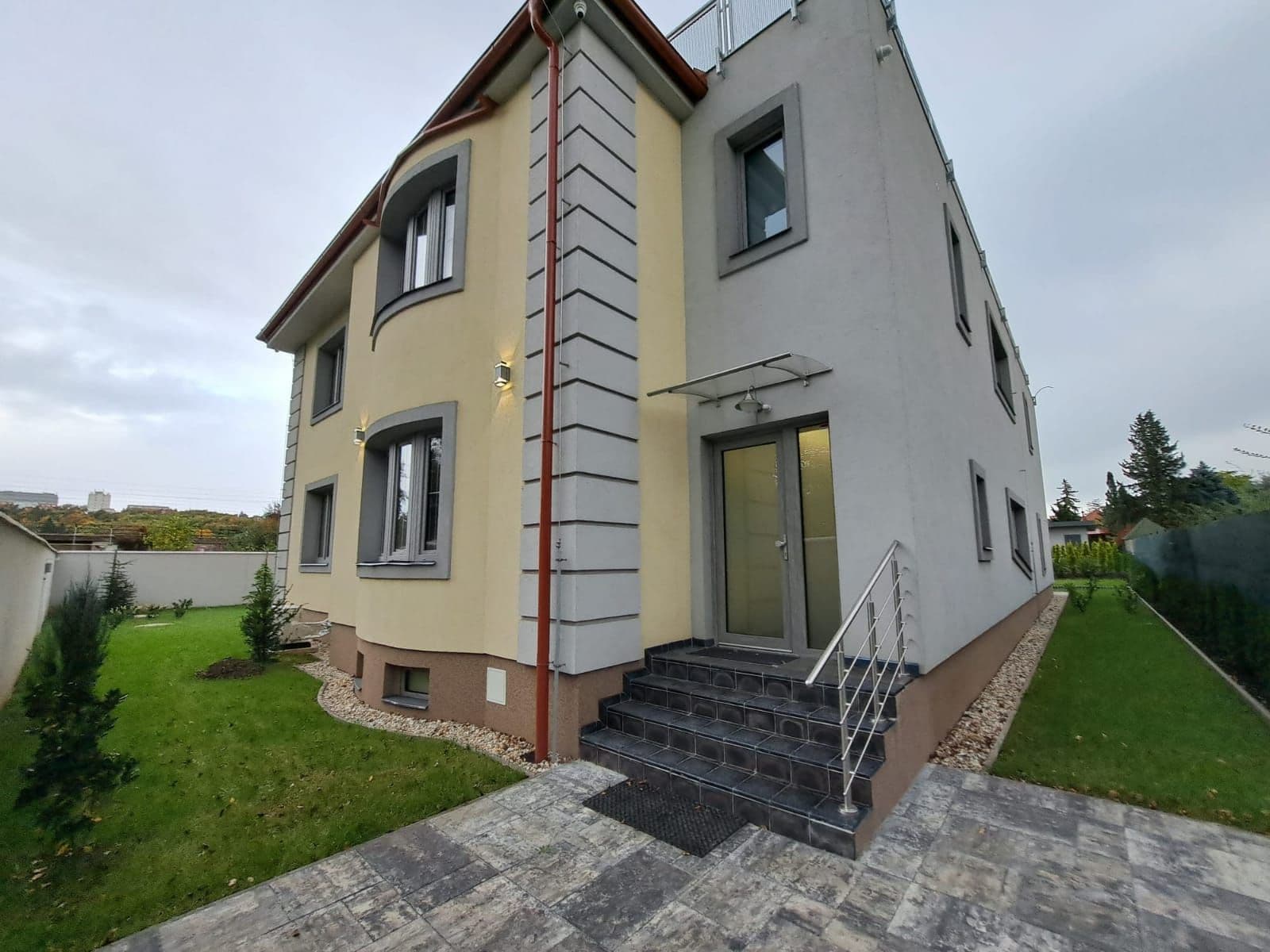 2 bedroom with open-plan kitchen flat to rent, 78 m², Sulická, Prague, Prague 2 bedroom with open-plan kitchen flat to rent, 78 m², Sulická, Prague, Prague