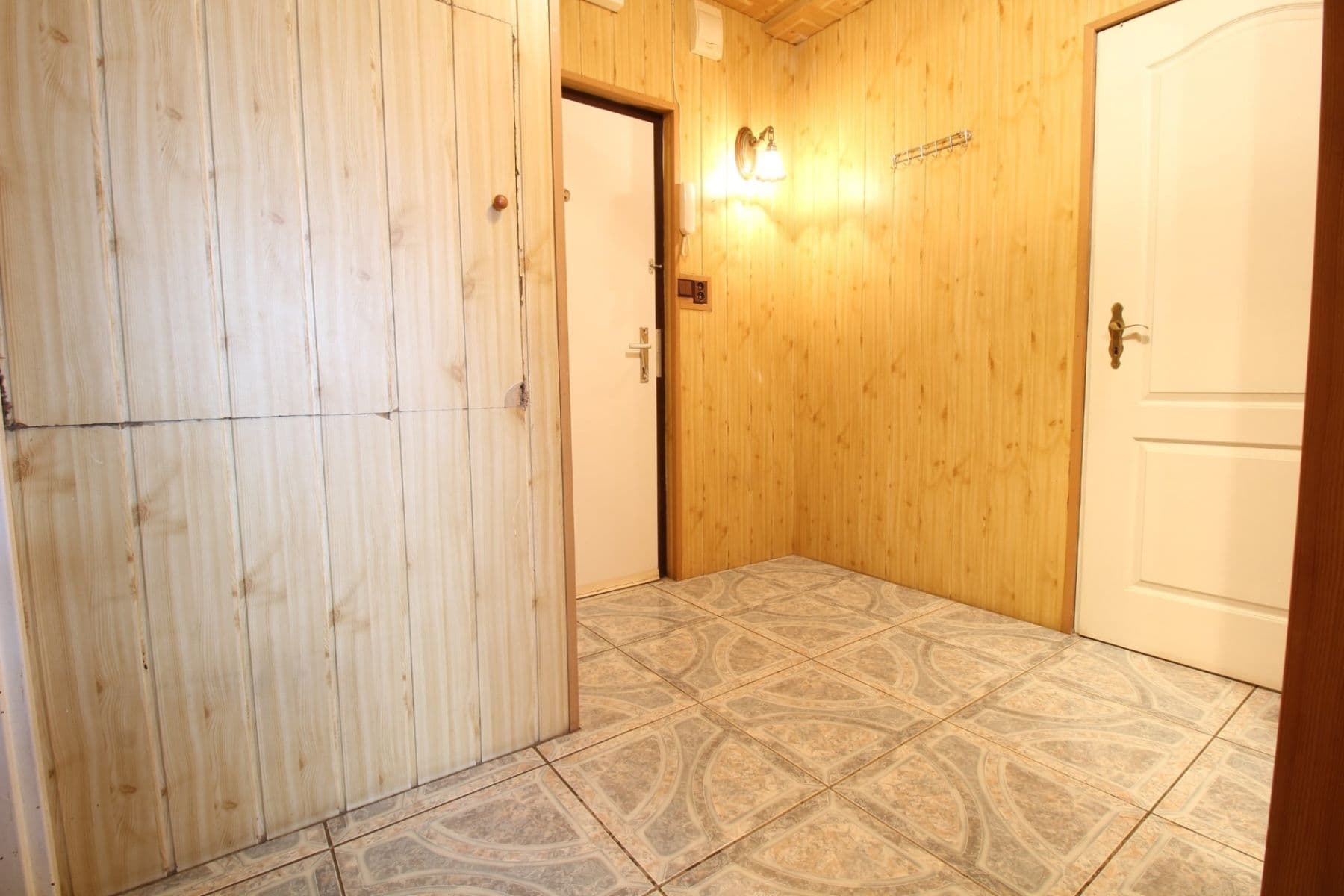 2 bedroom with open-plan kitchen flat to rent, 70 m², Kukelská, Prague, Prague 2 bedroom with open-plan kitchen flat to rent, 70 m², Kukelská, Prague, Prague