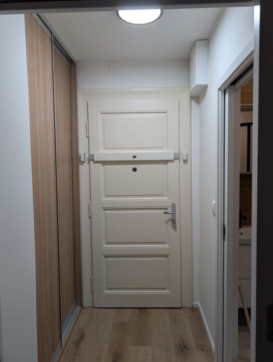 Studio flat to rent, 30 m², Evropská, Prague, Prague Studio flat to rent, 30 m², Evropská, Prague, Prague