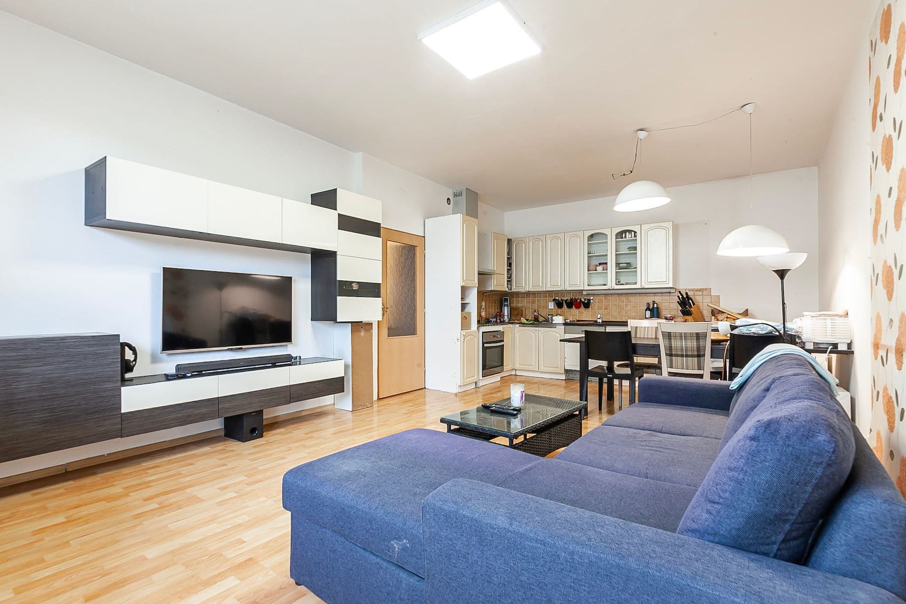 3 bedroom with open-plan kitchen flat for sale, 116 m², Břežany II, Středočeský Region 3 bedroom with open-plan kitchen flat for sale, 116 m², Břežany II, Středočeský Region