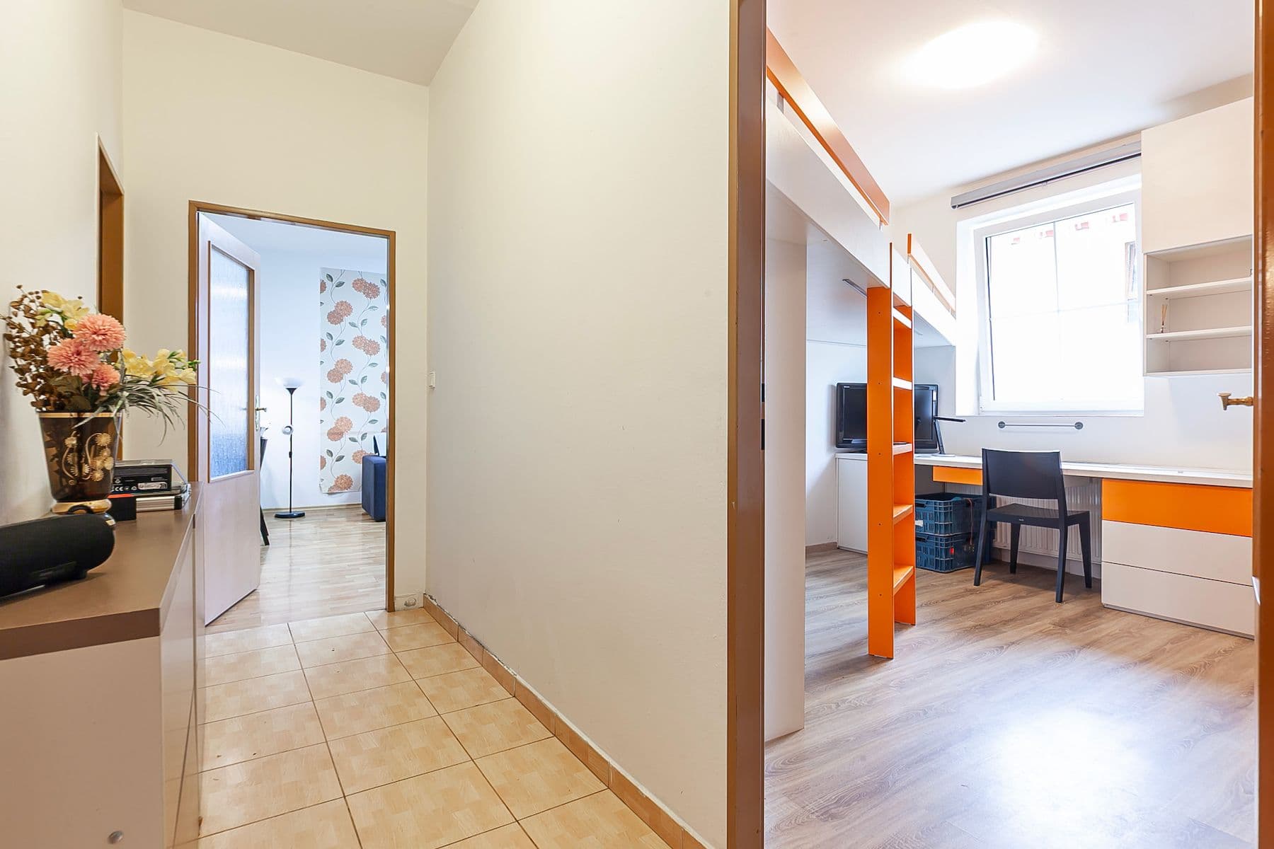 3 bedroom with open-plan kitchen flat for sale, 116 m², Břežany II, Středočeský Region 3 bedroom with open-plan kitchen flat for sale, 116 m², Břežany II, Středočeský Region