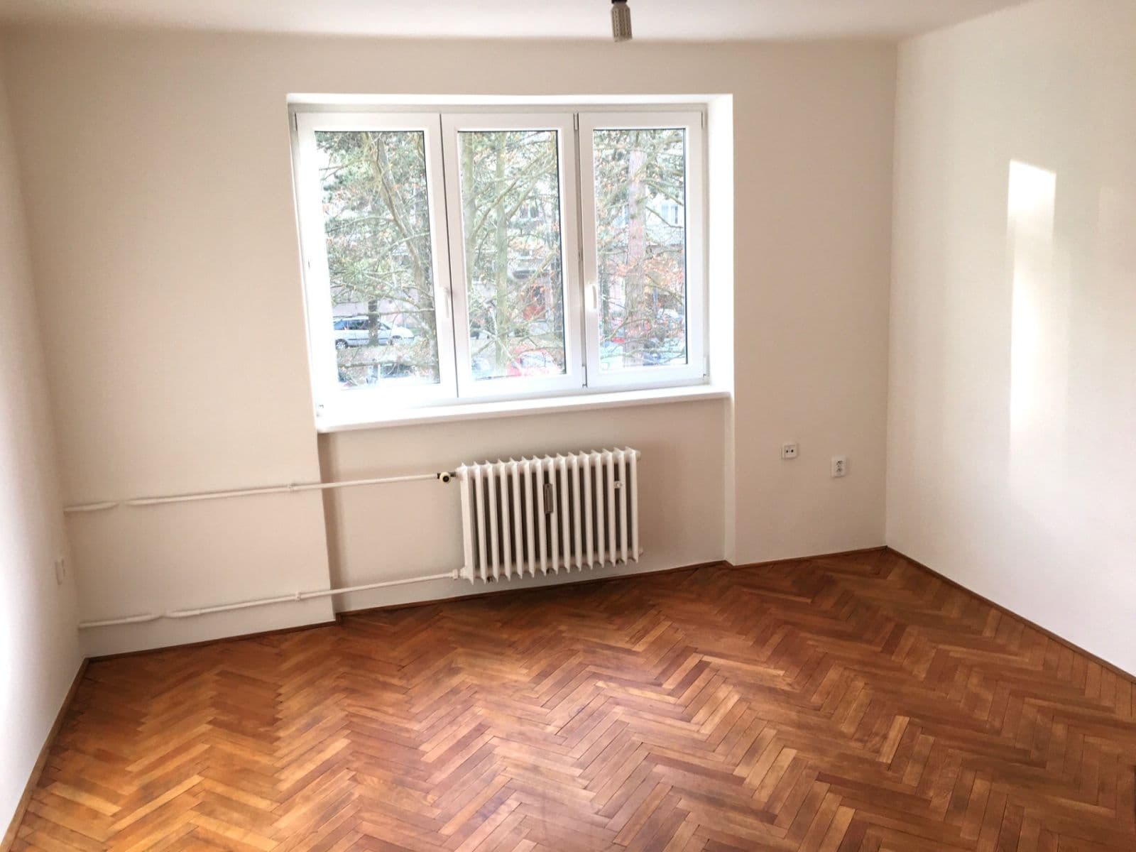 3 bedroom flat to rent, 73 m², Francouzská třída, Plzeň, Plzeňský Region 3 bedroom flat to rent, 73 m², Francouzská třída, Plzeň, Plzeňský Region