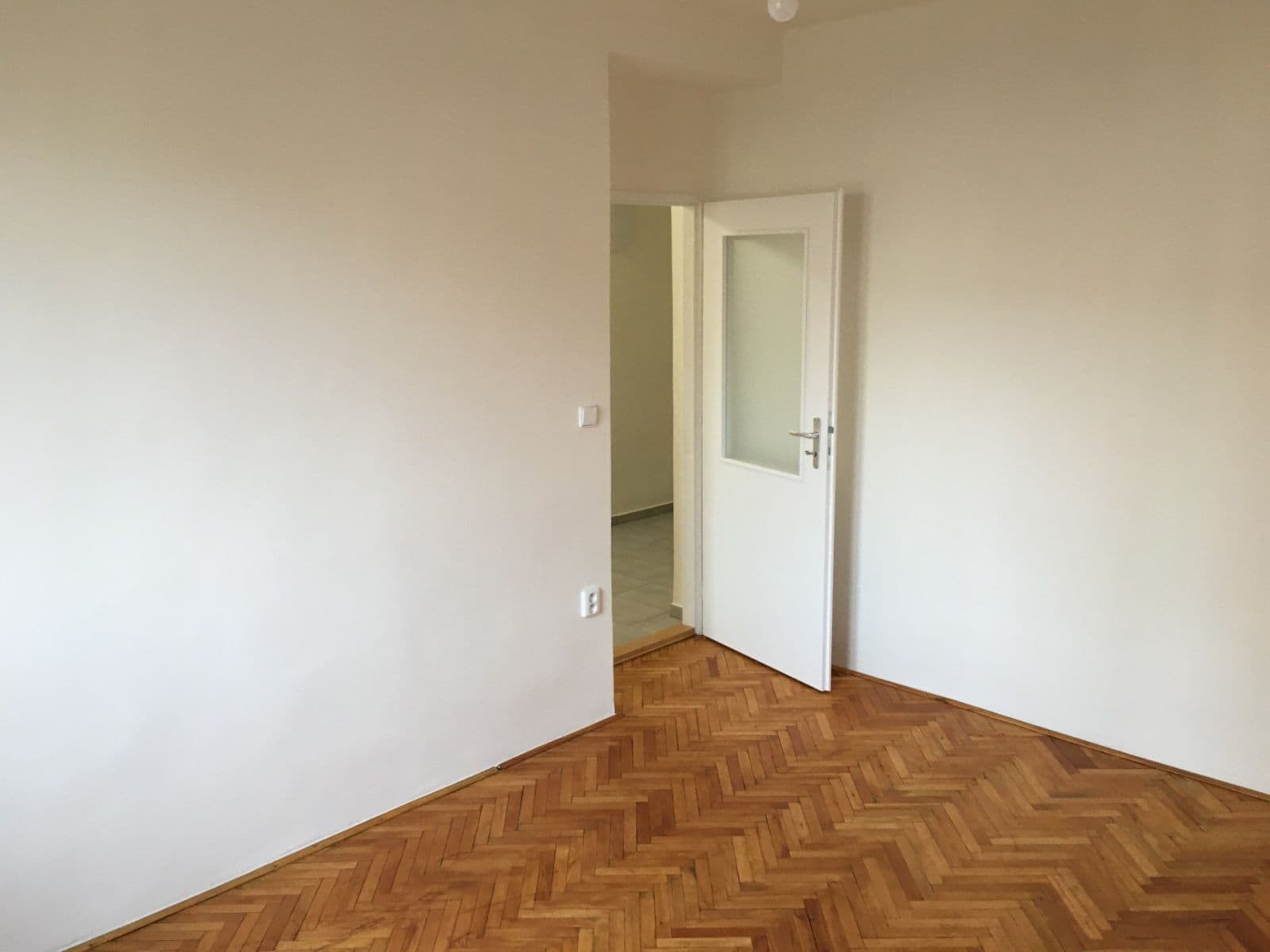 3 bedroom flat to rent, 73 m², Francouzská třída, Plzeň, Plzeňský Region 3 bedroom flat to rent, 73 m², Francouzská třída, Plzeň, Plzeňský Region