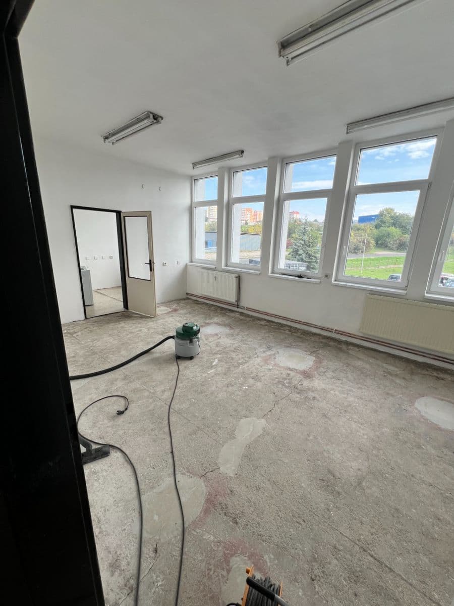 non-residential property to rent, 100 m², Pekárenská, Most, Ústecký Region non-residential property to rent, 100 m², Pekárenská, Most, Ústecký Region