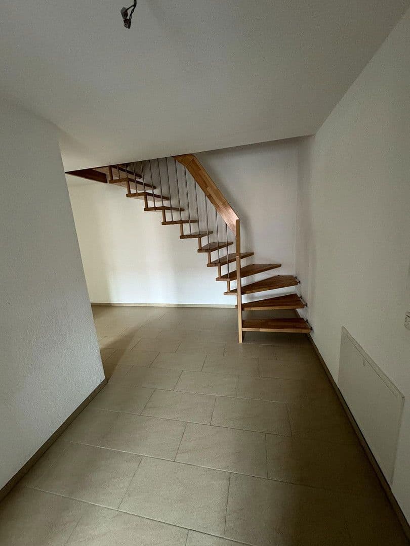 4 bedroom flat to rent, 184 m², Meiereiweg 21, Pirna, Saxony 4 bedroom flat to rent, 184 m², Meiereiweg 21, Pirna, Saxony