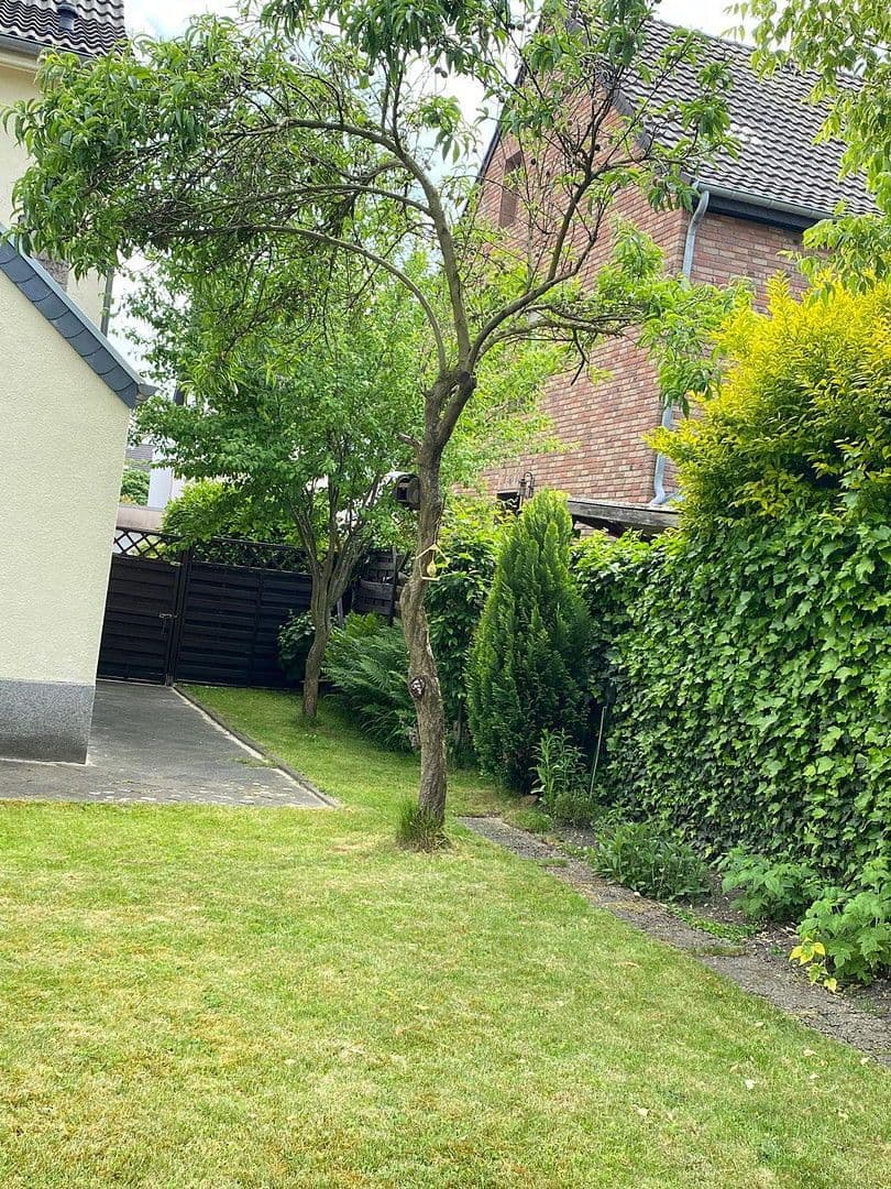 house for sale, 130 m², Falkenstr. 9, Mönchengladbach, North Rhine-Westphalia house for sale, 130 m², Falkenstr. 9, Mönchengladbach, North Rhine-Westphalia