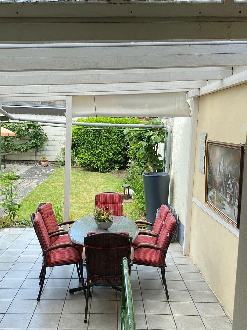 house for sale, 130 m², Falkenstr. 9, Mönchengladbach, North Rhine-Westphalia house for sale, 130 m², Falkenstr. 9, Mönchengladbach, North Rhine-Westphalia