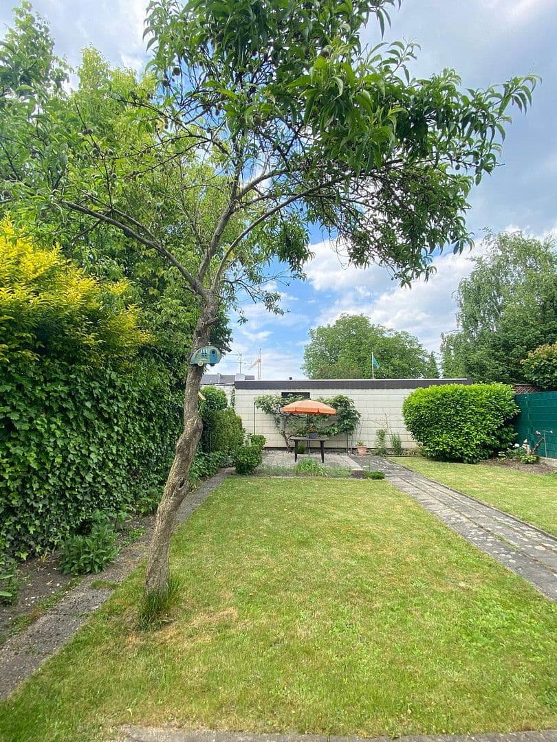 house for sale, 130 m², Falkenstr. 9, Mönchengladbach, North Rhine-Westphalia house for sale, 130 m², Falkenstr. 9, Mönchengladbach, North Rhine-Westphalia