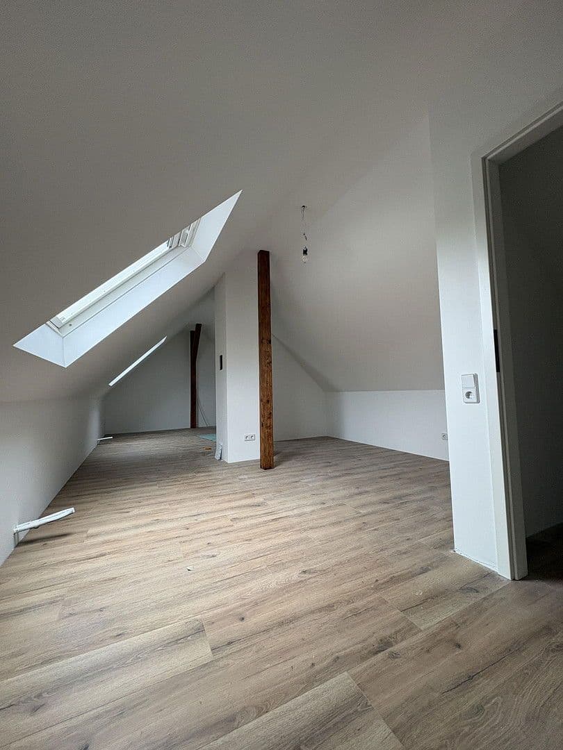 4 bedroom with open-plan kitchen flat to rent, 129 m², Feilbingert, Rhineland-Palatinate 4 bedroom with open-plan kitchen flat to rent, 129 m², Feilbingert, Rhineland-Palatinate