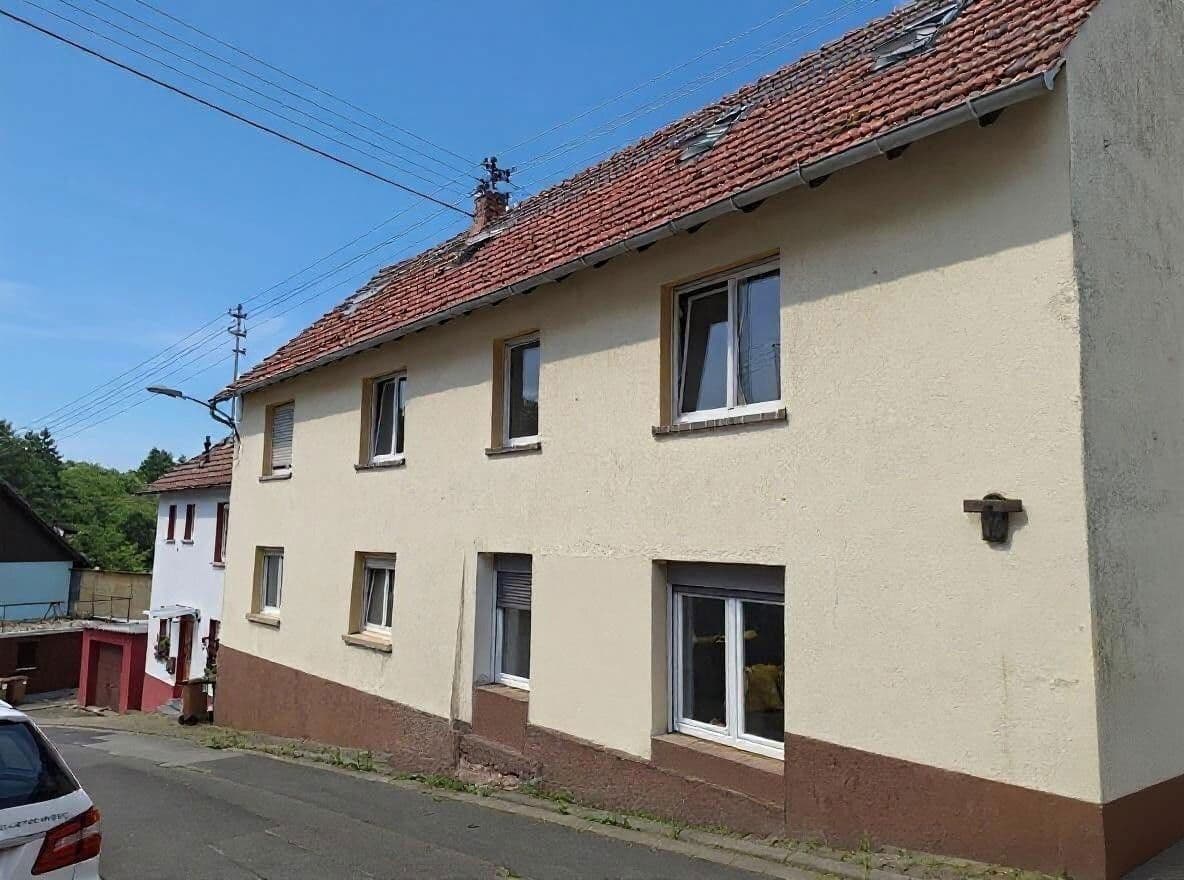 4 bedroom with open-plan kitchen flat to rent, 129 m², Feilbingert, Rhineland-Palatinate 4 bedroom with open-plan kitchen flat to rent, 129 m², Feilbingert, Rhineland-Palatinate