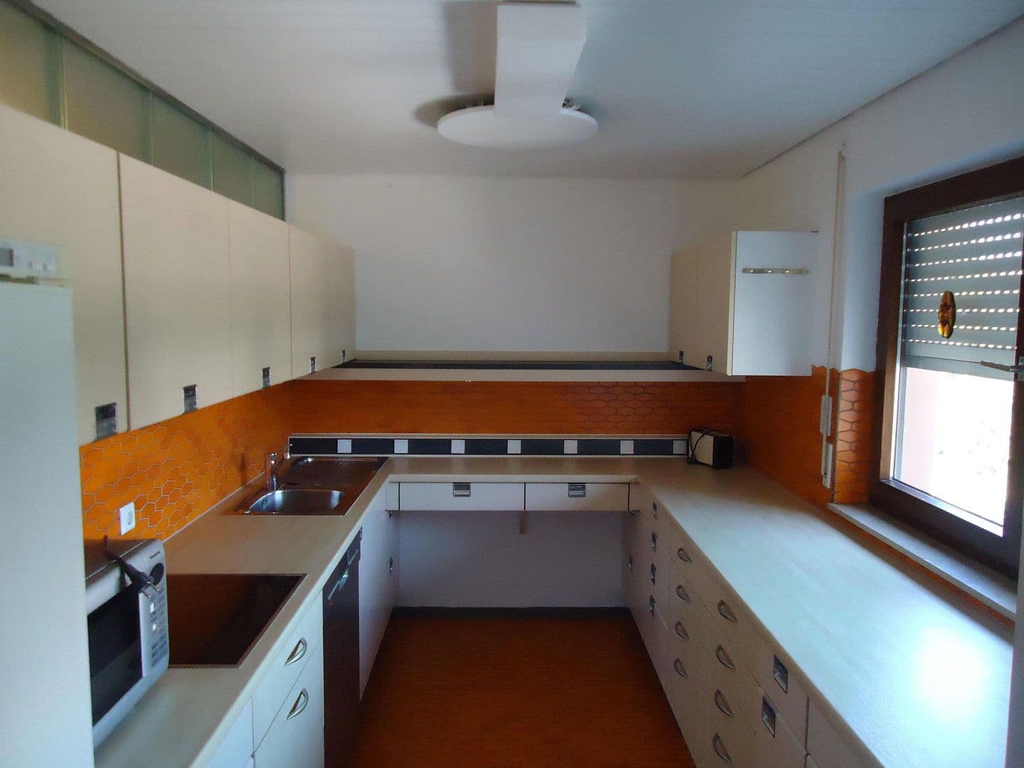 3 bedroom with open-plan kitchen flat to rent, 110 m², Sindelfingen, Baden-Württemberg 3 bedroom with open-plan kitchen flat to rent, 110 m², Sindelfingen, Baden-Württemberg