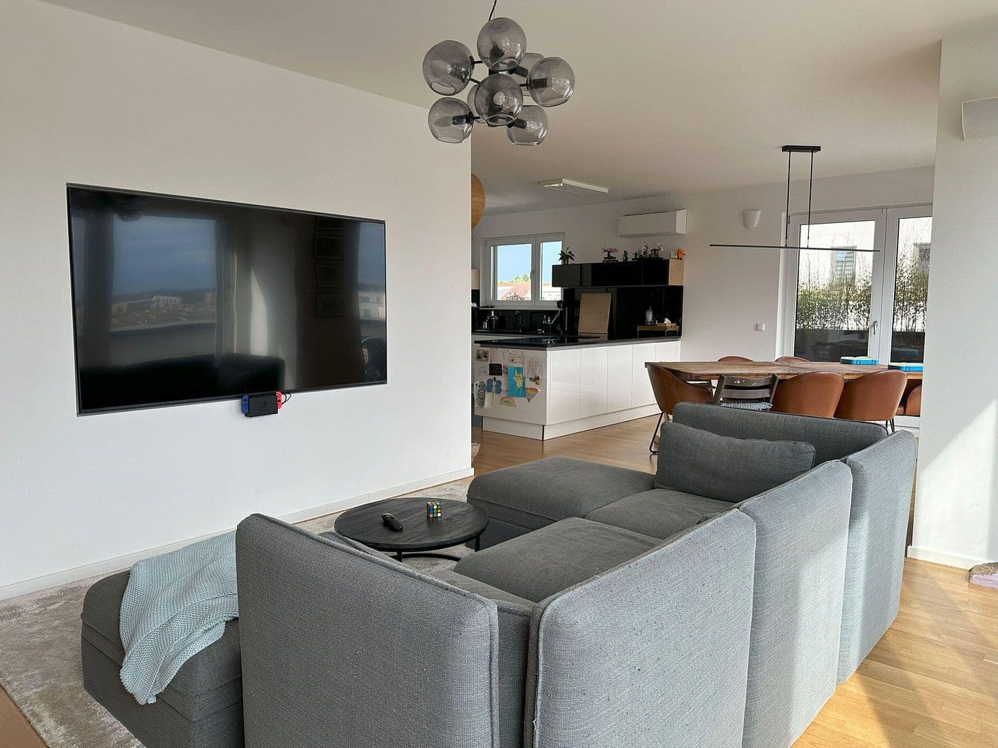 3 bedroom with open-plan kitchen flat to rent, 145 m², Neu-Isenburg, Hesse 3 bedroom with open-plan kitchen flat to rent, 145 m², Neu-Isenburg, Hesse