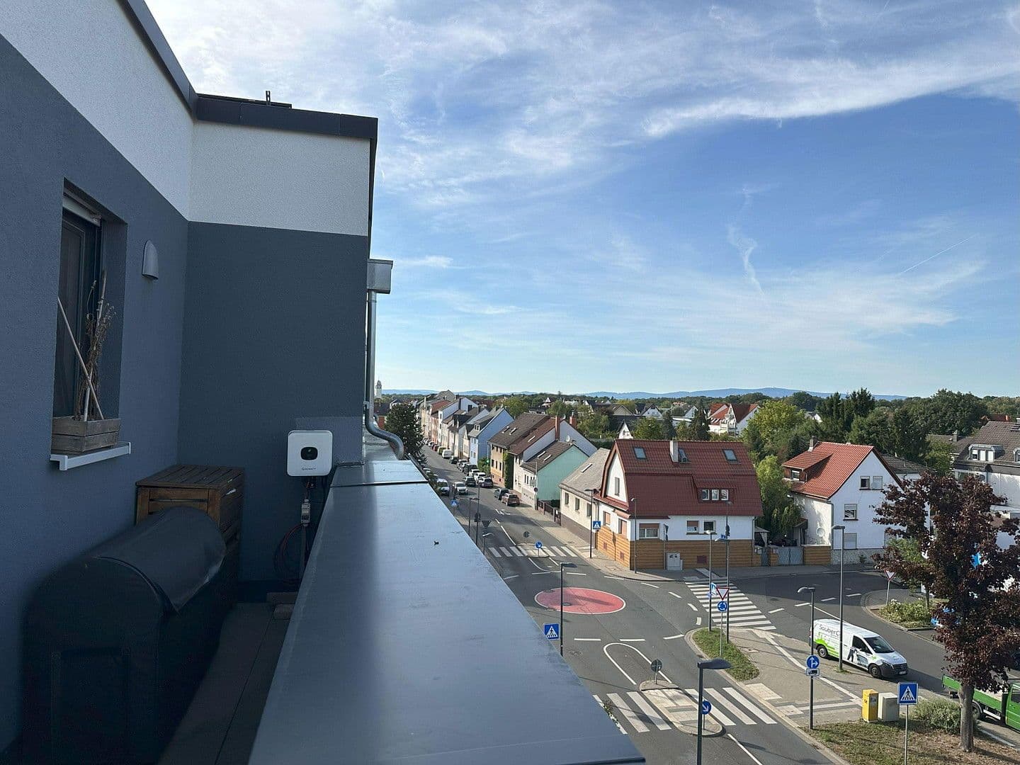 3 bedroom with open-plan kitchen flat to rent, 145 m², Neu-Isenburg, Hesse 3 bedroom with open-plan kitchen flat to rent, 145 m², Neu-Isenburg, Hesse
