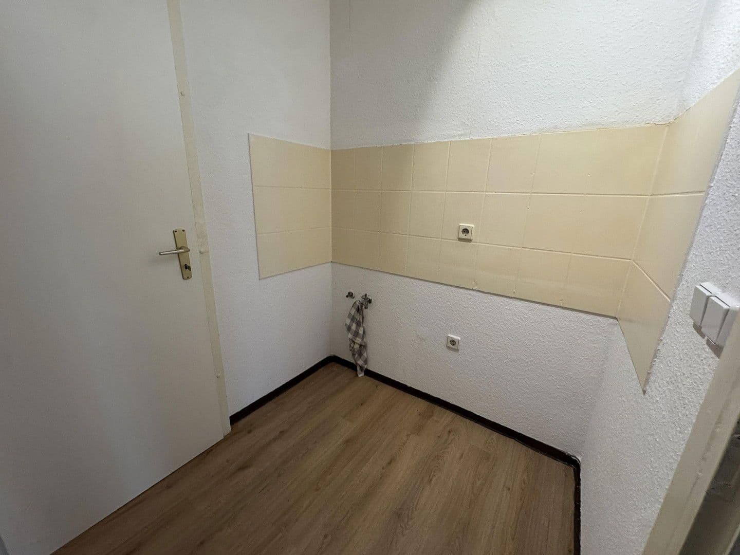 2 bedroom flat to rent, 41 m², Friedrich Engels Straße 2, Schkeuditz, Saxony 2 bedroom flat to rent, 41 m², Friedrich Engels Straße 2, Schkeuditz, Saxony
