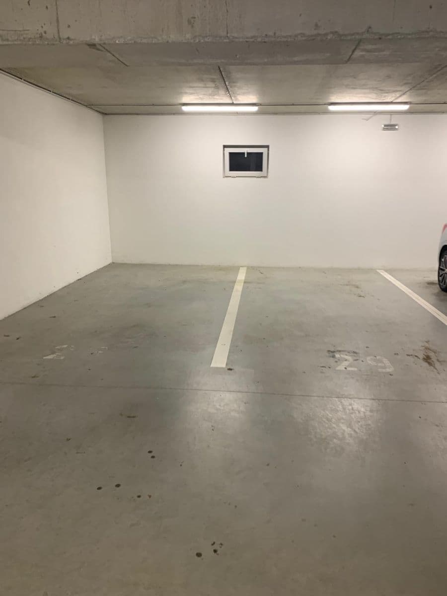 garage to rent, 20 m², Plzeň, Plzeňský Region garage to rent, 20 m², Plzeň, Plzeňský Region