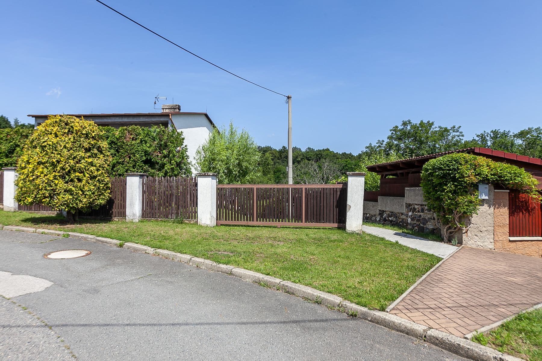 plot for sale, 886 m², K Dálnici, Panenské Břežany, Středočeský Region plot for sale, 886 m², K Dálnici, Panenské Břežany, Středočeský Region