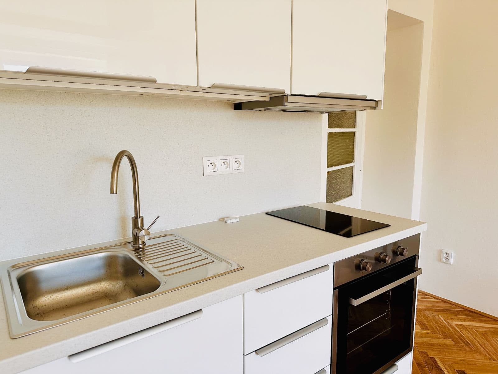 Studio flat to rent, 30 m², Přípotoční, Prague, Prague Studio flat to rent, 30 m², Přípotoční, Prague, Prague