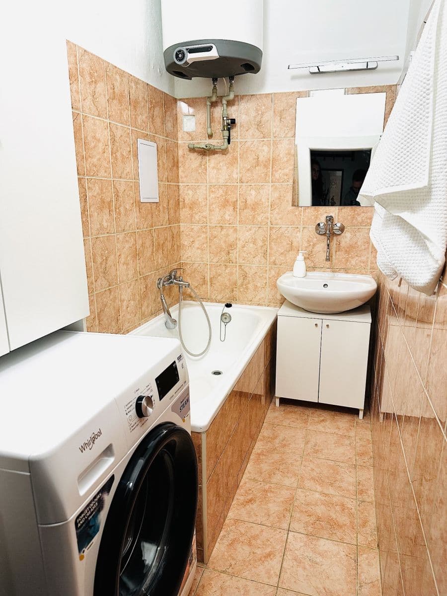 Studio flat to rent, 30 m², Přípotoční, Prague, Prague Studio flat to rent, 30 m², Přípotoční, Prague, Prague