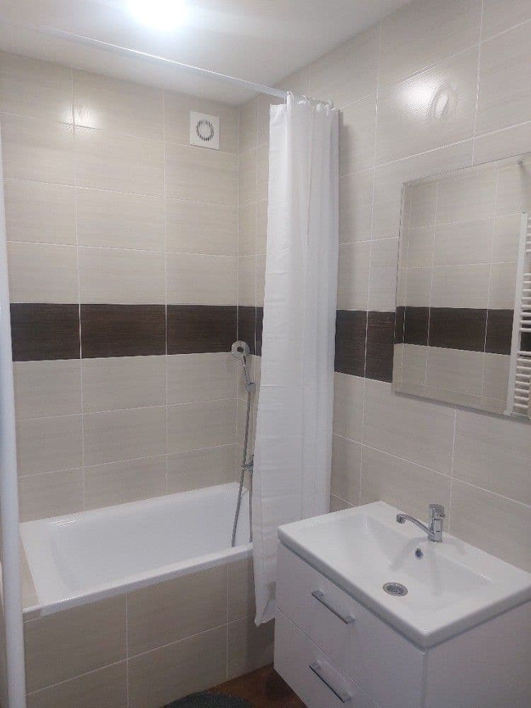 2 bedroom flat to rent, 51 m², 28. října, Louny, Ústecký Region 2 bedroom flat to rent, 51 m², 28. října, Louny, Ústecký Region