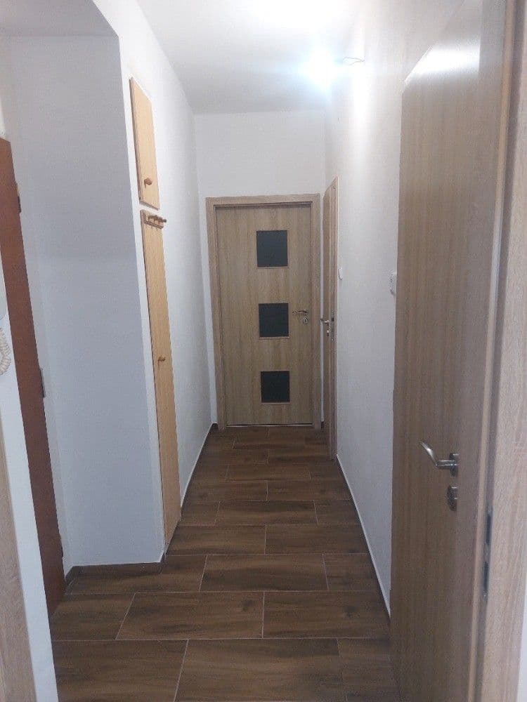 2 bedroom flat to rent, 51 m², 28. října, Louny, Ústecký Region 2 bedroom flat to rent, 51 m², 28. října, Louny, Ústecký Region