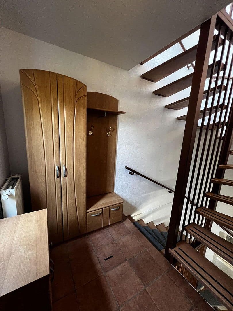 3 bedroom flat to rent, 120 m², Mühlheim an der Ruhr, North Rhine-Westphalia 3 bedroom flat to rent, 120 m², Mühlheim an der Ruhr, North Rhine-Westphalia