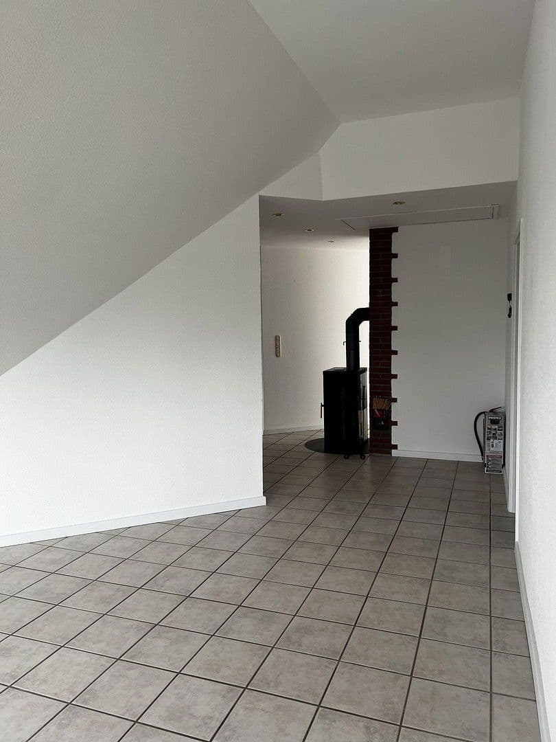 3 bedroom flat to rent, 120 m², Mühlheim an der Ruhr, North Rhine-Westphalia 3 bedroom flat to rent, 120 m², Mühlheim an der Ruhr, North Rhine-Westphalia