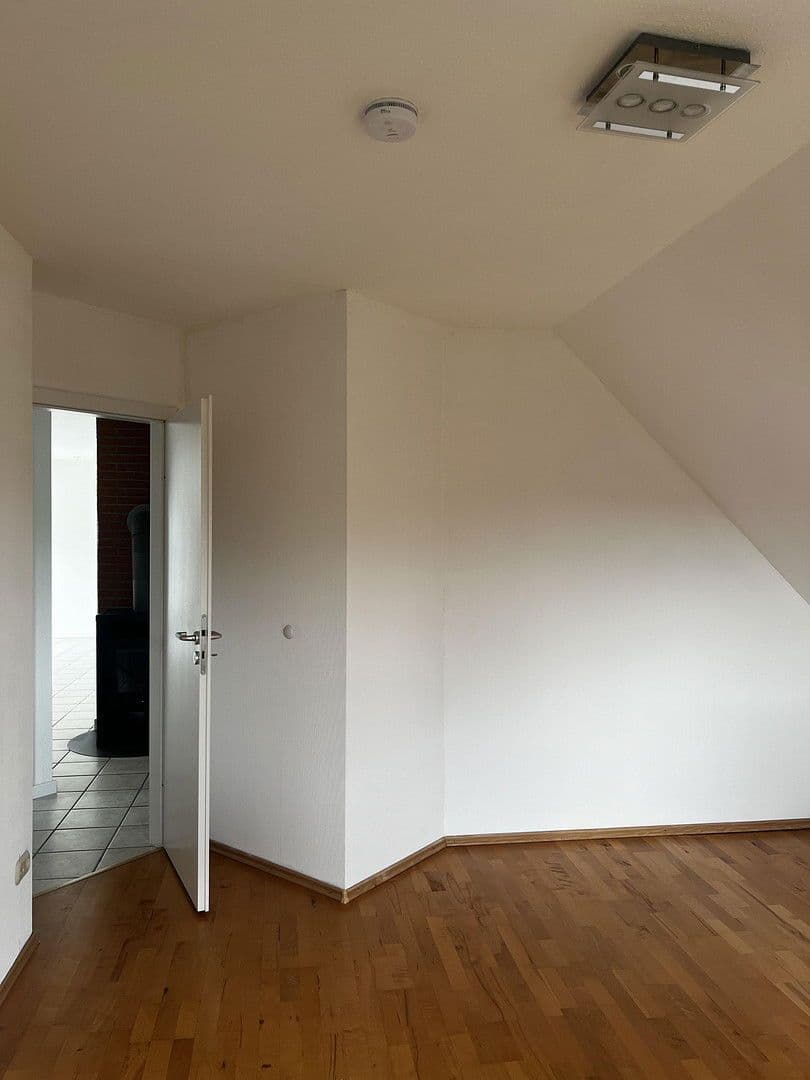 3 bedroom flat to rent, 120 m², Mühlheim an der Ruhr, North Rhine-Westphalia 3 bedroom flat to rent, 120 m², Mühlheim an der Ruhr, North Rhine-Westphalia