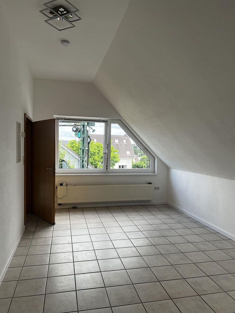 3 bedroom flat to rent, 120 m², Mühlheim an der Ruhr, North Rhine-Westphalia 3 bedroom flat to rent, 120 m², Mühlheim an der Ruhr, North Rhine-Westphalia