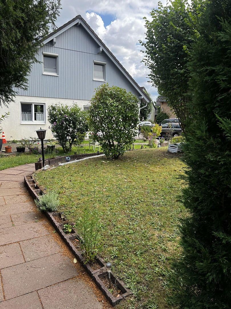 3 bedroom flat to rent, 120 m², Mühlheim an der Ruhr, North Rhine-Westphalia 3 bedroom flat to rent, 120 m², Mühlheim an der Ruhr, North Rhine-Westphalia