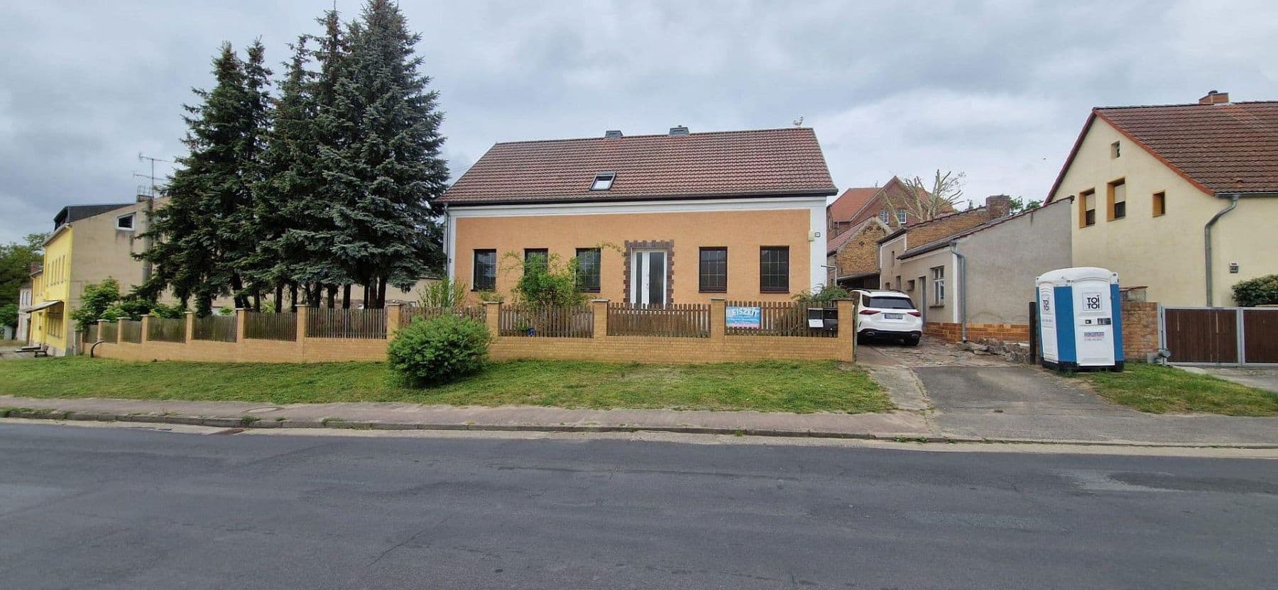 house for sale, 200 m², Oderberger Chaussee 47, Bad Freienwalde (Oder), Brandenburg house for sale, 200 m², Oderberger Chaussee 47, Bad Freienwalde (Oder), Brandenburg