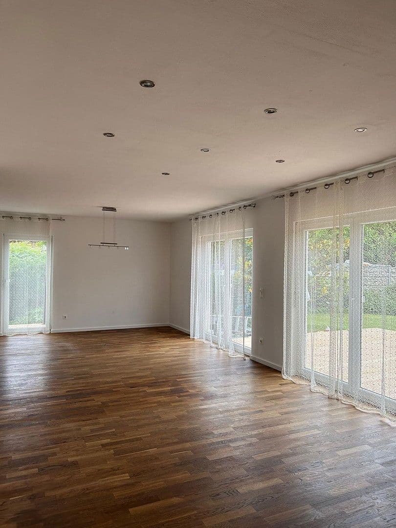 house for sale, 185 m², An der Anhaide 8, Wörth am Rhein, Rhineland-Palatinate house for sale, 185 m², An der Anhaide 8, Wörth am Rhein, Rhineland-Palatinate
