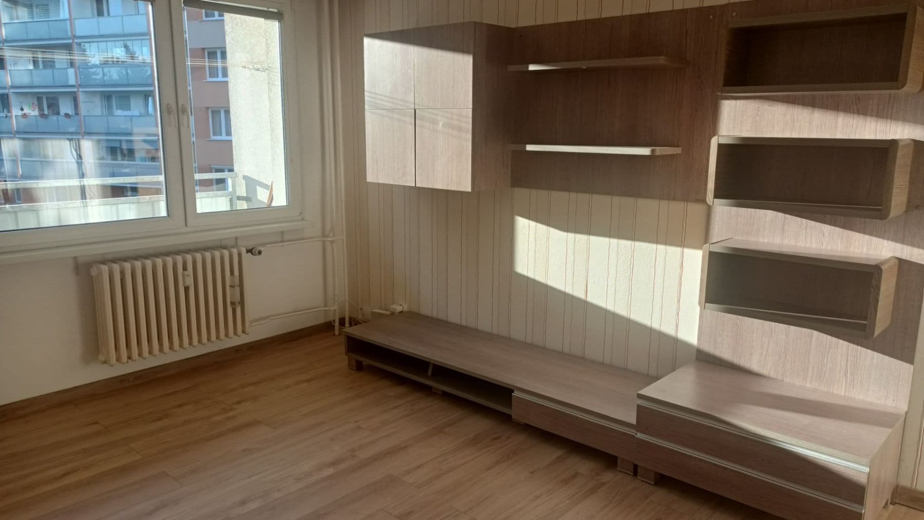 2 bedroom flat to rent, 46 m², Benešovská, Kladno, Středočeský Region 2 bedroom flat to rent, 46 m², Benešovská, Kladno, Středočeský Region