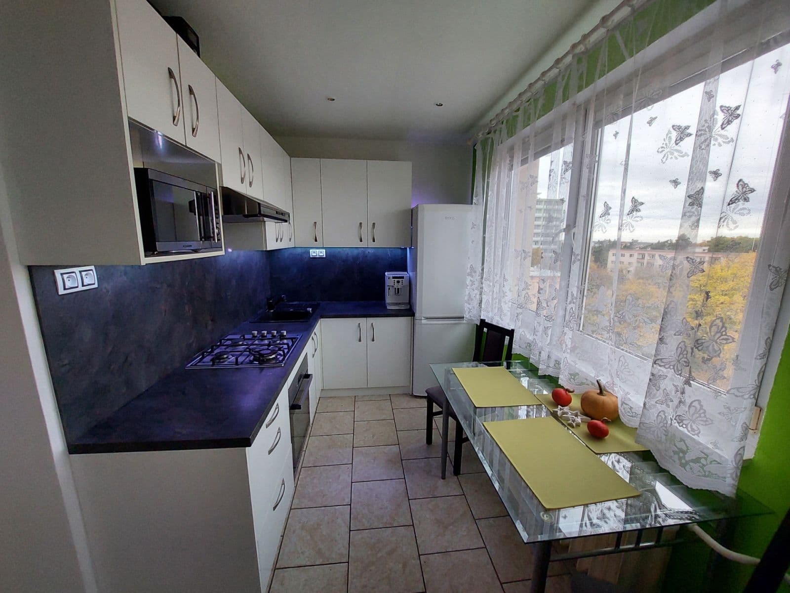2 bedroom flat to rent, 54 m², Havanská, Kladno, Středočeský Region 2 bedroom flat to rent, 54 m², Havanská, Kladno, Středočeský Region