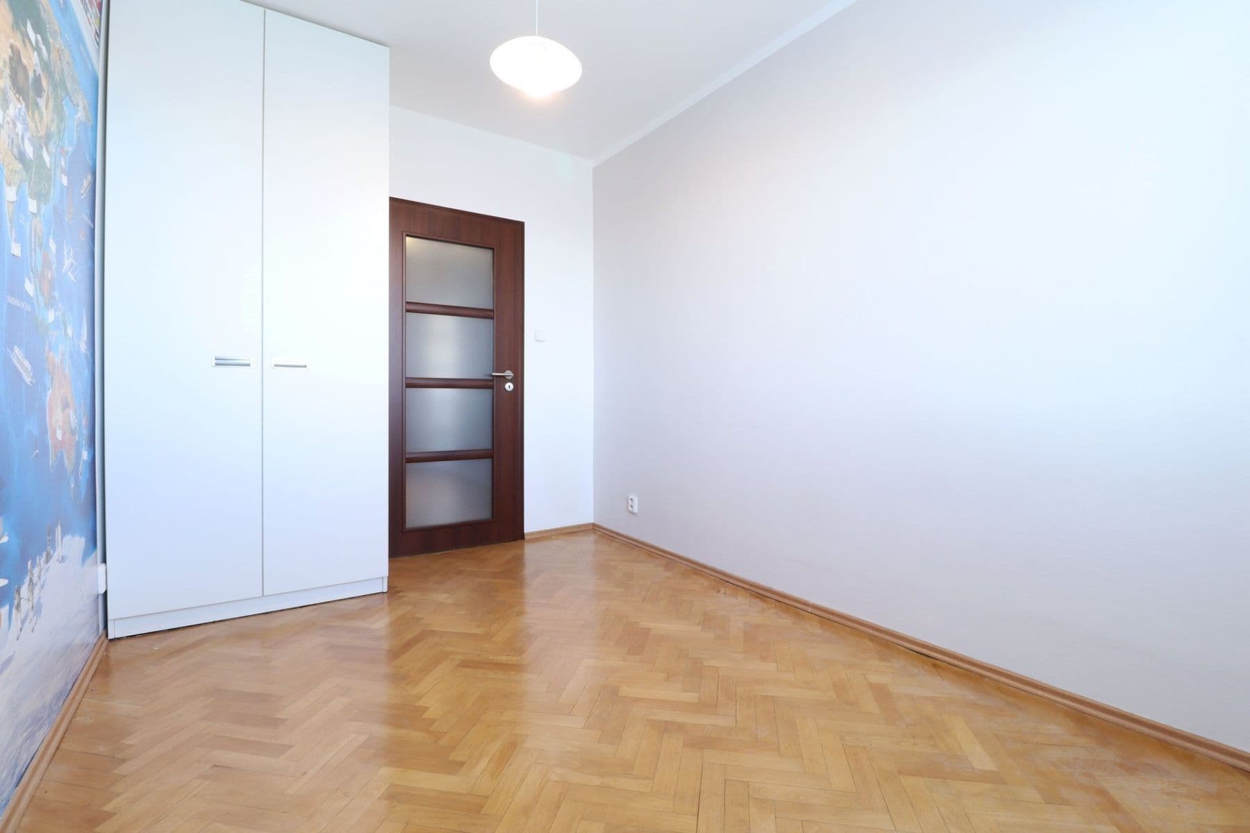 3 bedroom flat to rent, 72 m², Hlavní, Prague, Prague 3 bedroom flat to rent, 72 m², Hlavní, Prague, Prague