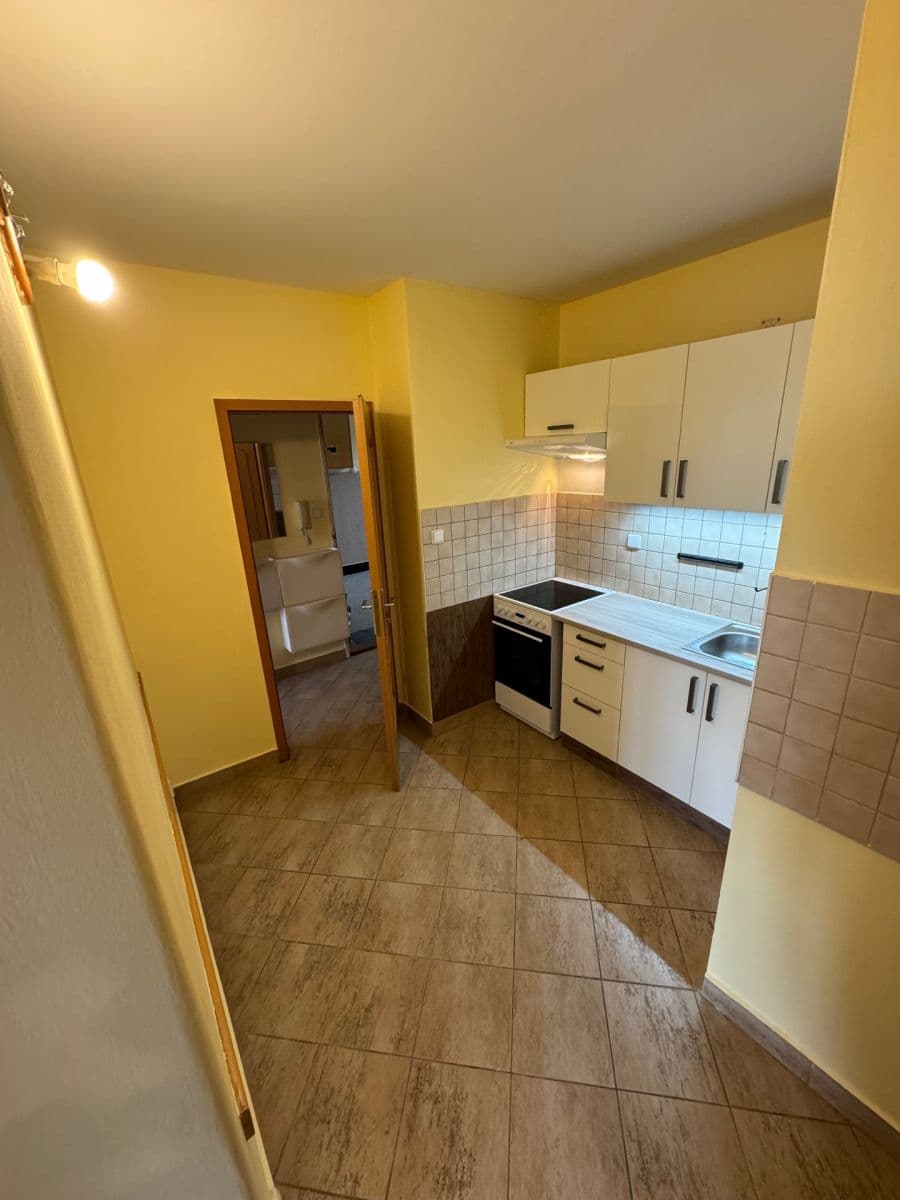 2 bedroom flat to rent, 60 m², Za Strašnickou vozovnou, Prague, Prague 2 bedroom flat to rent, 60 m², Za Strašnickou vozovnou, Prague, Prague