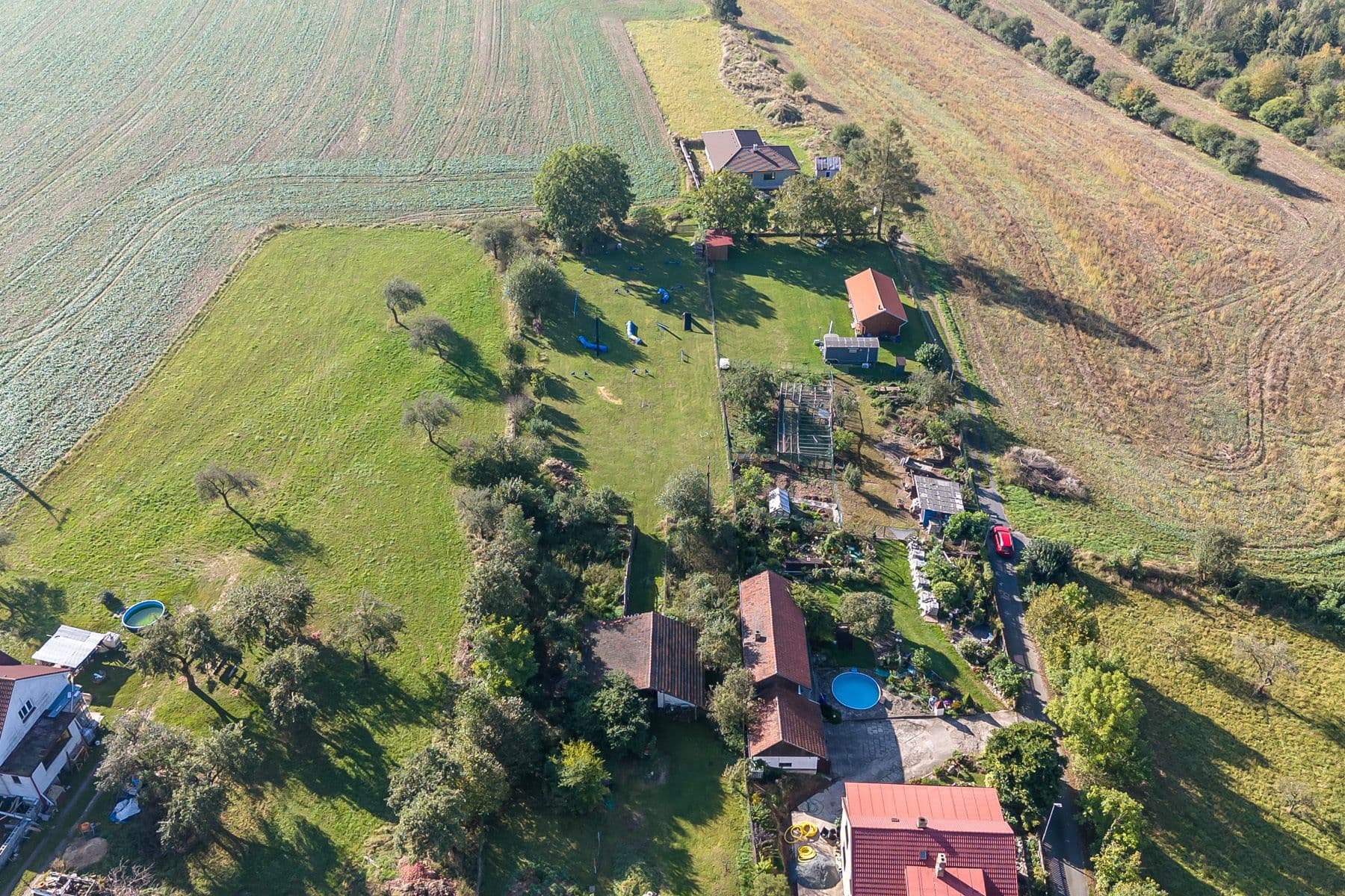 plot for sale, 1,800 m², Podveky, Středočeský Region plot for sale, 1,800 m², Podveky, Středočeský Region