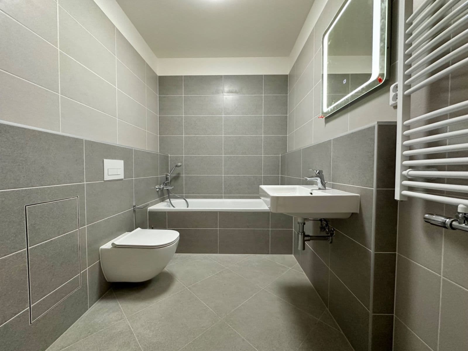 1 bedroom with open-plan kitchen flat to rent, 50 m², Čakovická, Prague, Prague 1 bedroom with open-plan kitchen flat to rent, 50 m², Čakovická, Prague, Prague