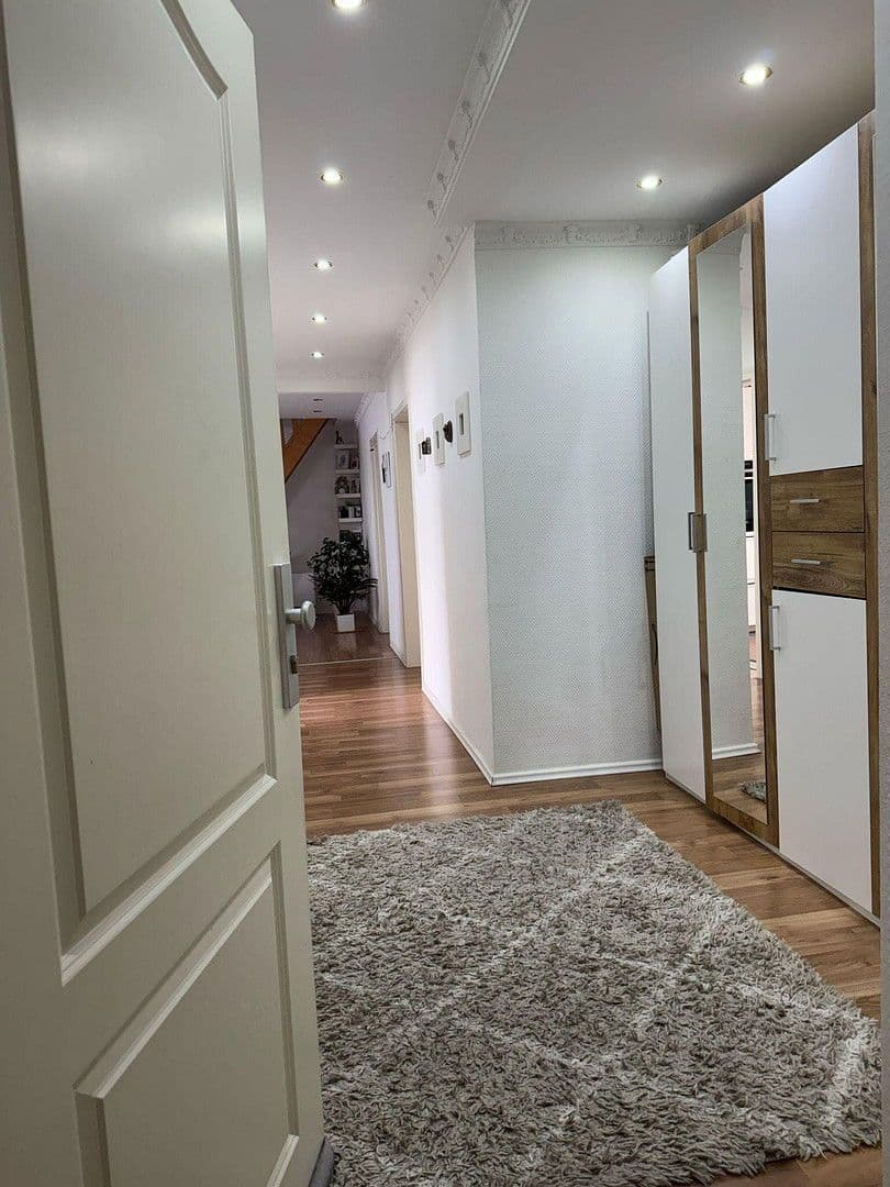 4 bedroom flat to rent, 127 m², Albertusstraße 9, Mönchengladbach, North Rhine-Westphalia 4 bedroom flat to rent, 127 m², Albertusstraße 9, Mönchengladbach, North Rhine-Westphalia