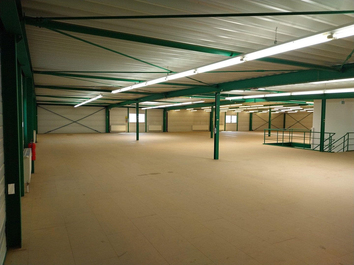 non-residential property to rent, 2,000 m², Uhlmannstrasse 42, Laupheim, Baden-Württemberg non-residential property to rent, 2,000 m², Uhlmannstrasse 42, Laupheim, Baden-Württemberg